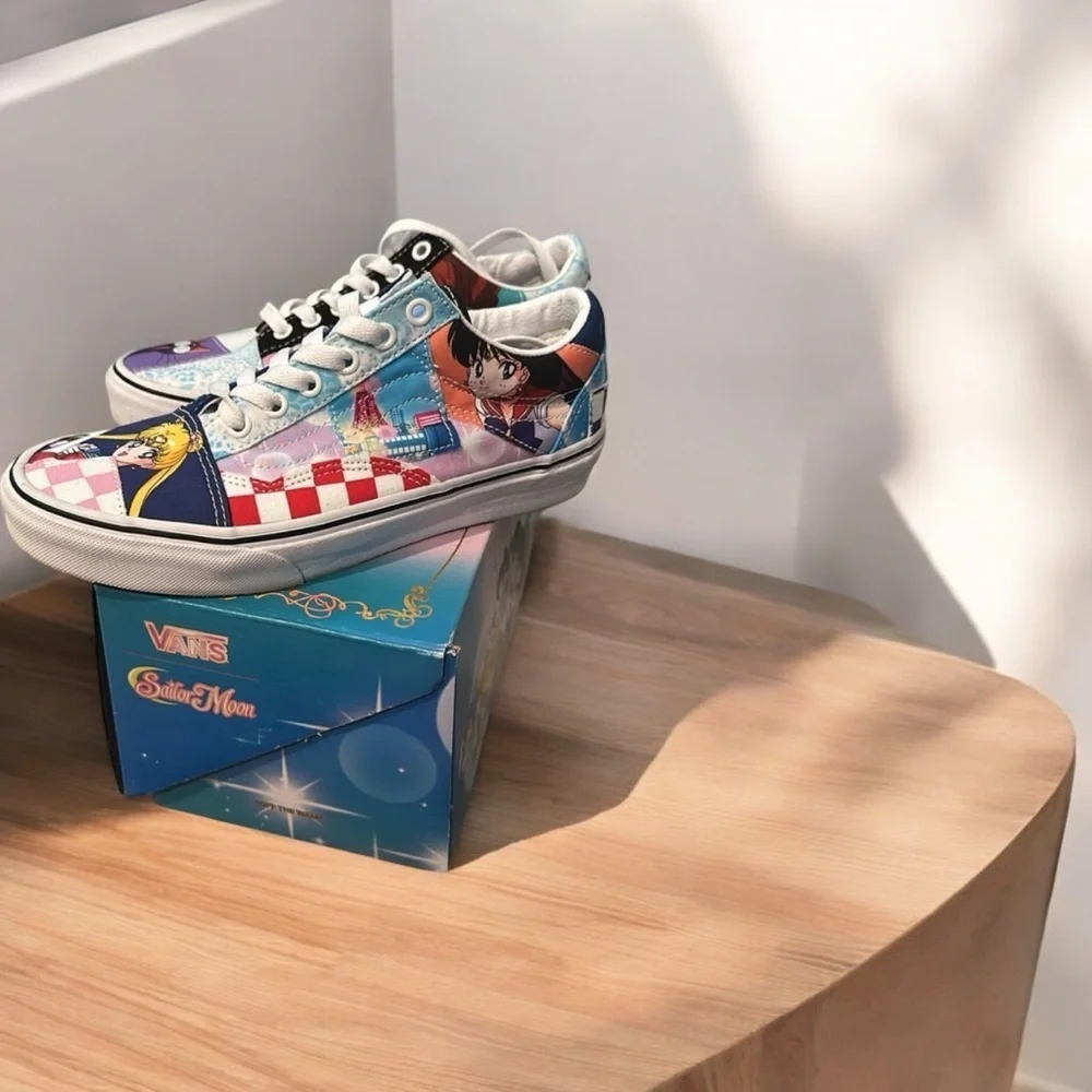 Vans Old Skool Patchwork Pretty Guardian Sailor Moon size 7.5 women’s